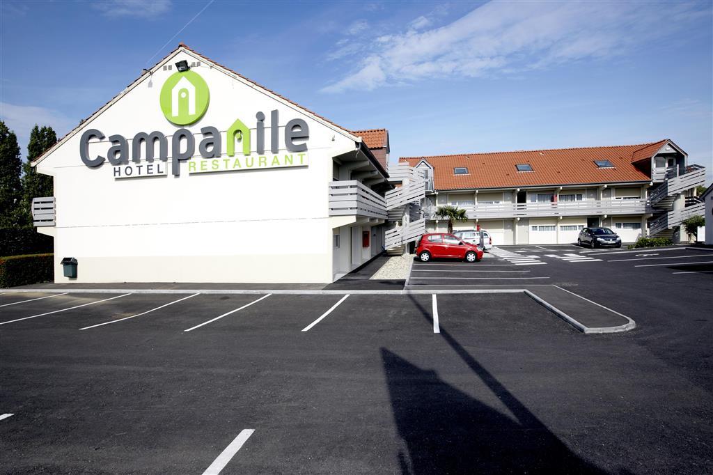 Готель Campanile Lyon Bron Eurexpo Екстер'єр фото